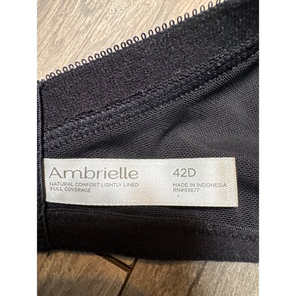 Ambrielle 42D Black Full-Coverage Lightly Lined Bra With Adjustable Straps & Hoo - Picture 5 of 6